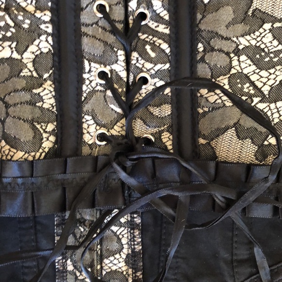 Moulin Rouge French Burlesque Dancer Halloween costume - Picture 8 of 16